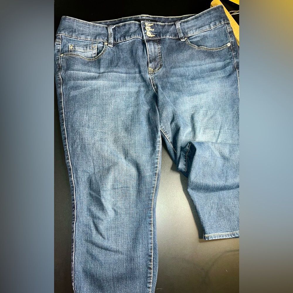 Torrid Blue Stretchy Premium Jegging Jeans Size 22 EUC